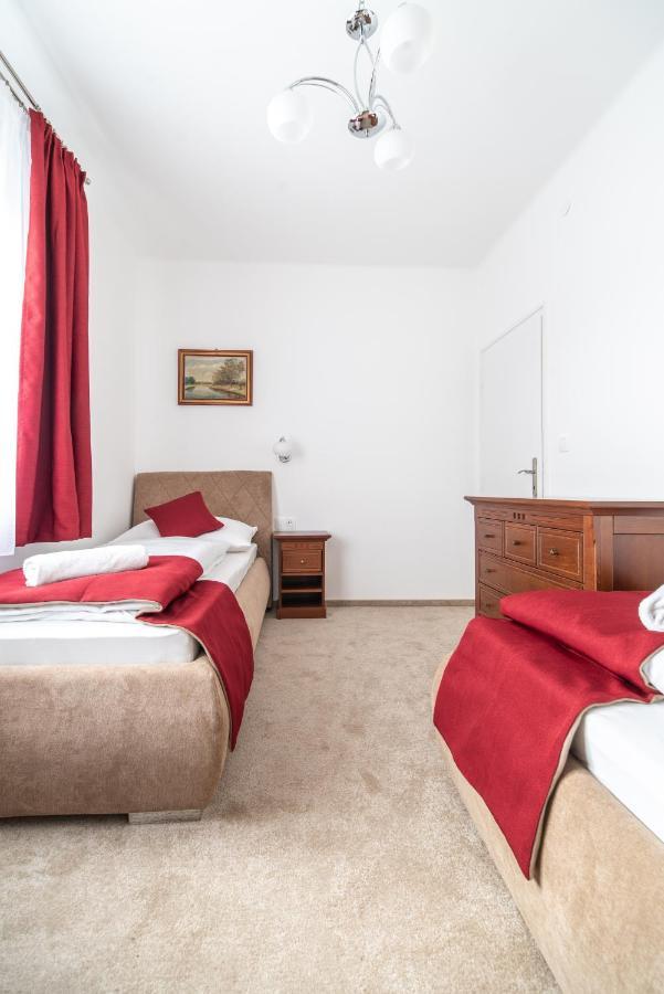 Topaz Apartmanhazak Keszthely Exterior photo